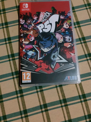Nintendo Dragon Quest Builders и Persona 5 Tactica PST употребявани за Nintendo Switch