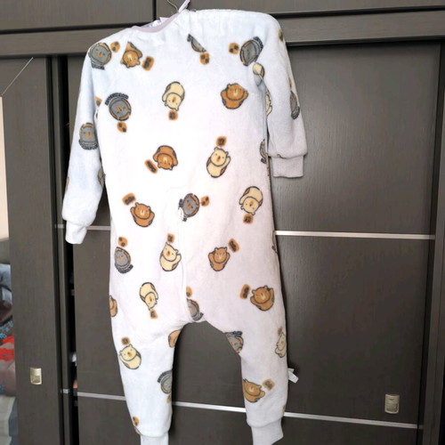 Children's sleeping bag No 4-5 fleece like new with zipper