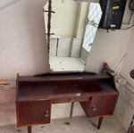 Makeup table with mirror used, good condition