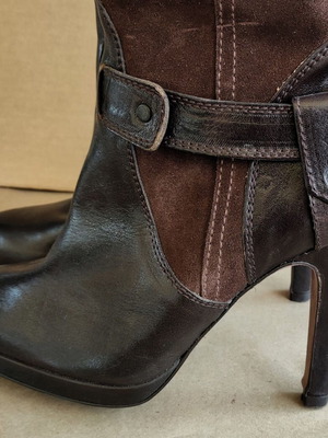 Massimo Dutti women's brown leather high boots like new