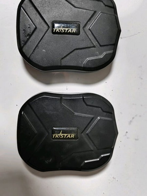 Tkstar GPS tracker like new, set of 2