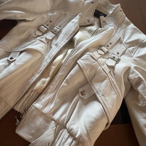 Leather women's jacket like new, size large, white