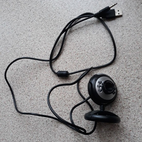 Webcam camera used with light and microphone