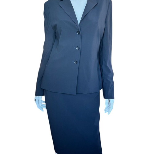 Akris Punto women's wool suit like new, size US10, blue