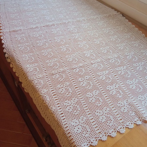 Handmade crochet beige table linen set new, 3 pieces