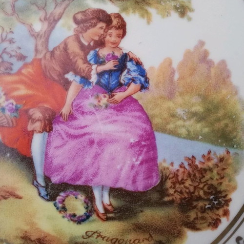 Serving plate used with Fragonard design, pair, 30 cm