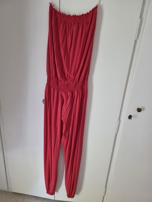 Celestino red strapless jumpsuit large new with elastic details