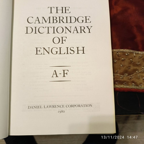 Cambridge English Dictionary 3 volumes like new, hardcover