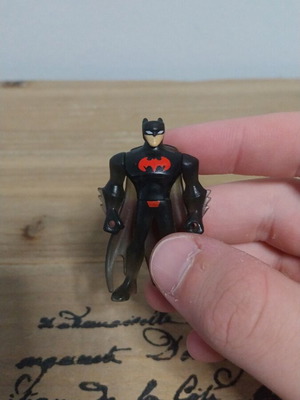 Batman mini figure like new