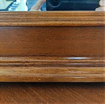  Καθρέφτης Εφραιμίδη με πλάτος 2,35μ. & ύψος 1,20μ. από ξύλο καρυδιάς. Κυριολεκτικά σαν καινούργιος.