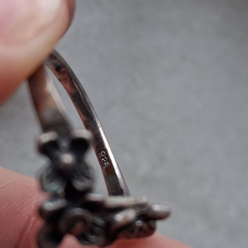 925 Silver Ring used with flowers and strass decoration