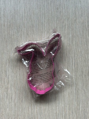 Bunny cookie cutter like new
