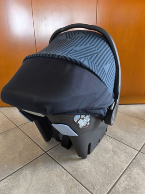 Peg Perego Primo Viaggio SL baby car seat