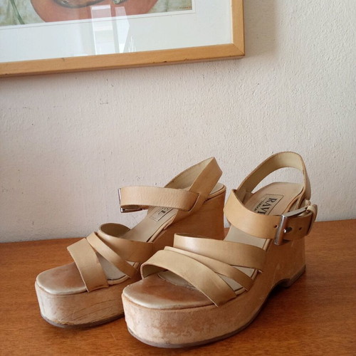 Ravel sandals used, leather straps and solid wood platform, size 38, beige