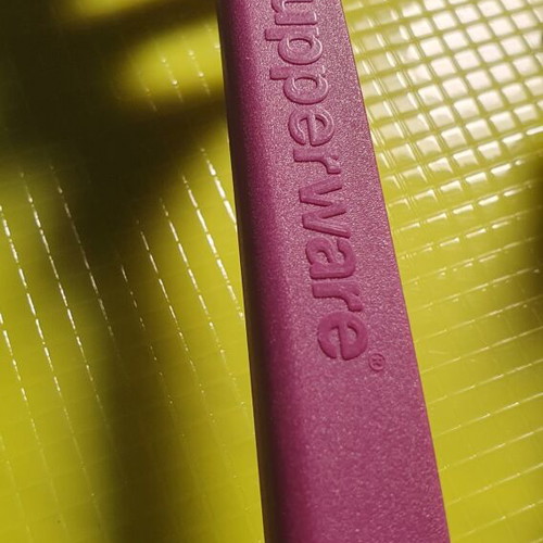 Tupperware Pasta Serving Tongs New, Purple