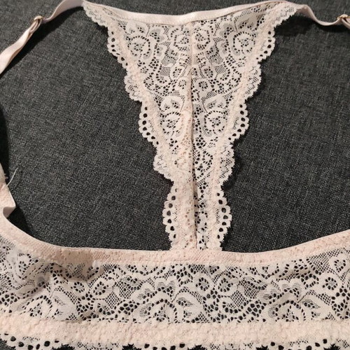 Bra new with super padding 75B pink athletic back and lace