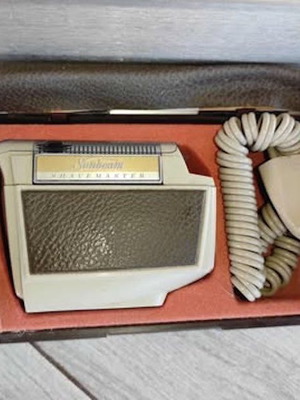 Vintage ξυριστική μηχανή Sunbeam σαν καινούργια, στο κουτί της με πράσινο βαλιτσάκι