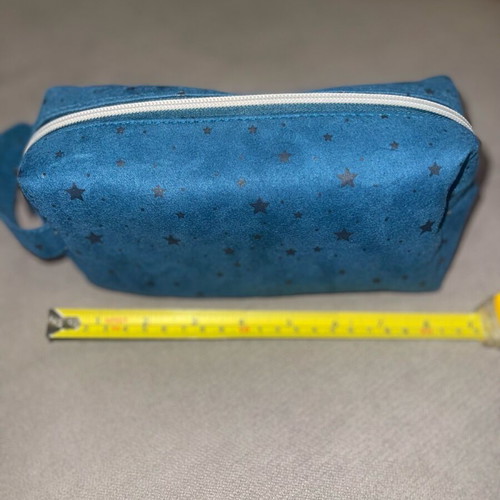 Vichy toiletry bag like new, blue fabric with satin interior