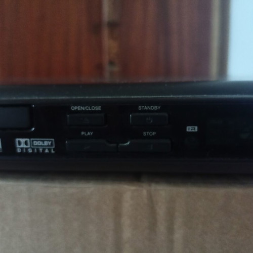 DVD player like new without remote control