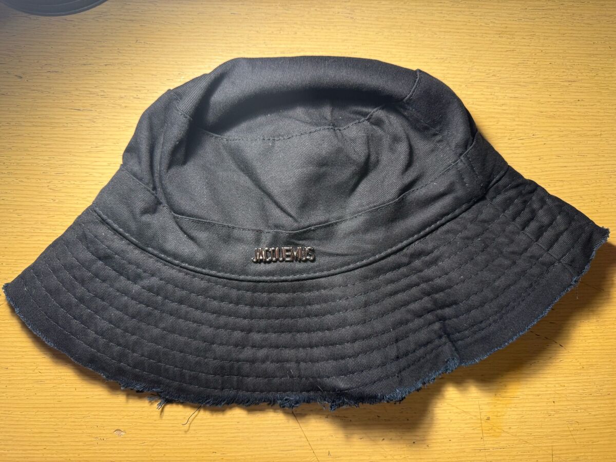 Jacquemus hat like new, black, size M/L - € 85,00 - Vendora.cy