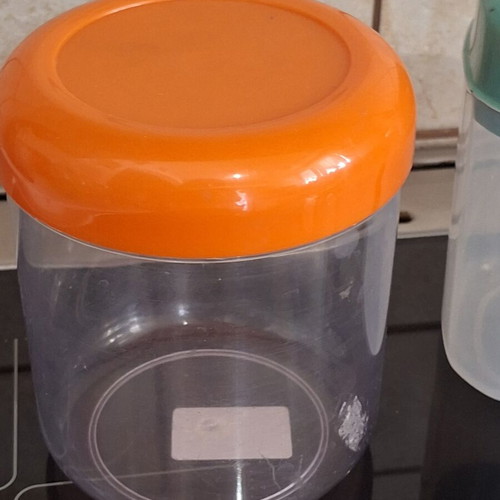 Plastic containers used, pack of 3 with lids