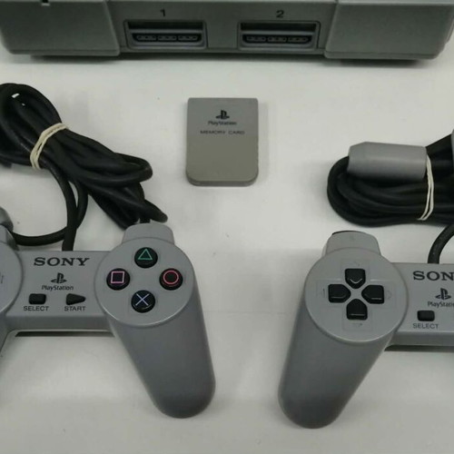 PlayStation 1 Fat SCPH-9002 console like new with 2 controllers and memory card