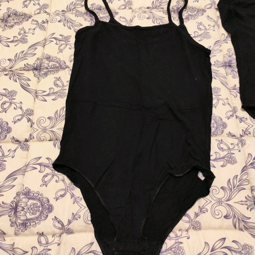Black cotton bodysuits size M like new, pack of 5 pieces