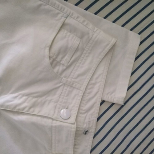 H&M white pants like new, slim straight fit