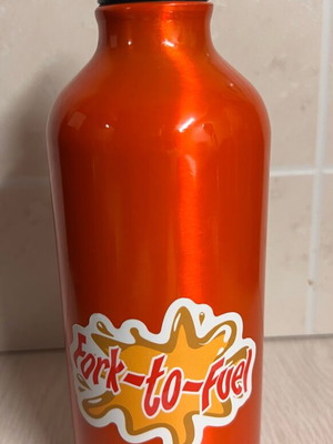 Aluminum water bottle with screw cap new