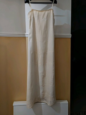 Escarelle dress like new, size M