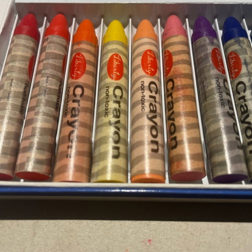 Crayons new, 18 non-toxic colors