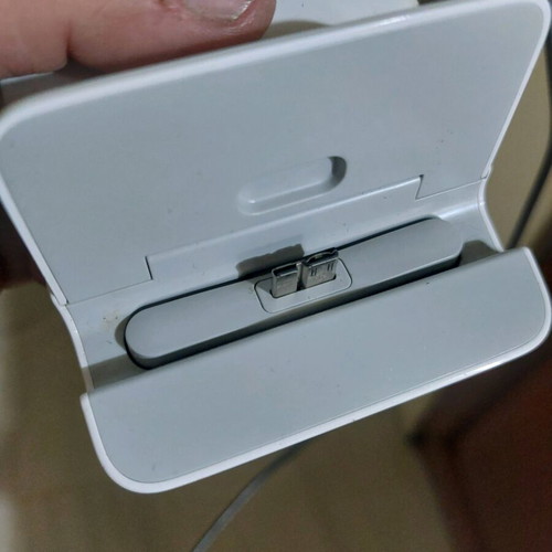 Samsung Desktop dock зарядно употребявано