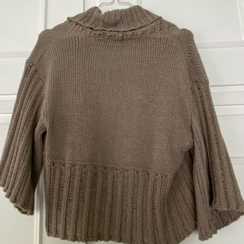 Mexx knitted cardigan used, beige, size M with short sleeves
