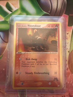 Team Magmas Houndour (MA 63) holo new