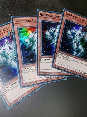Gem Knight Alexandrite YuGiOh Ultra Rare TCG playset like new, perfect condition