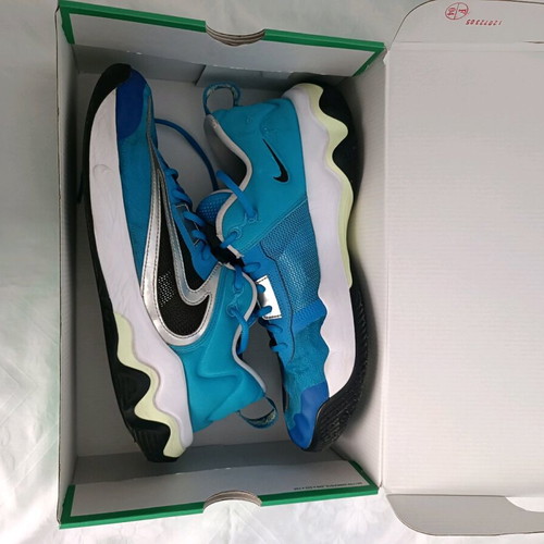Nike Zoom Freak 4 size 44 like new, gray and blue