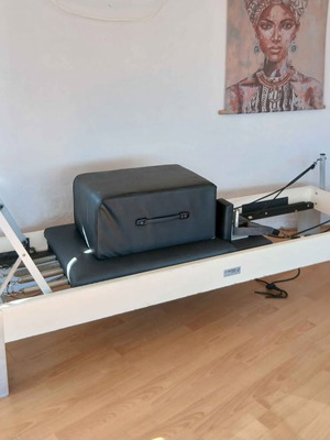 Pilates reformer wooden professional bed