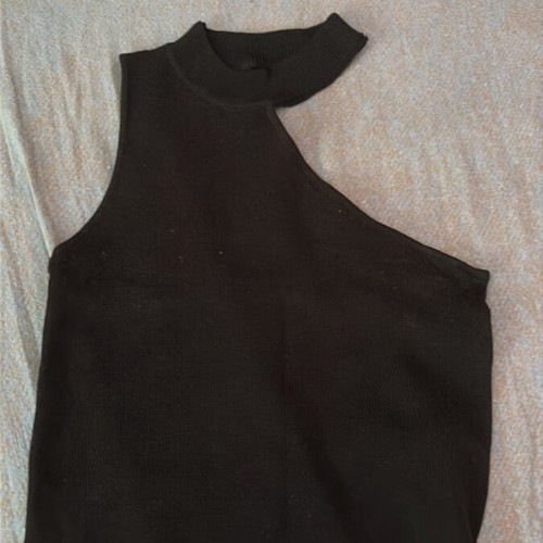 Black top like new, size S