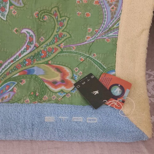 ETRO authentic beach towel new with tags