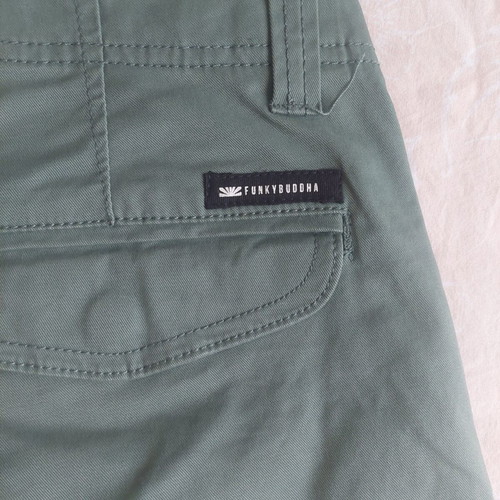 Funky Buddha men's cargo shorts new, khaki green, size 30 US