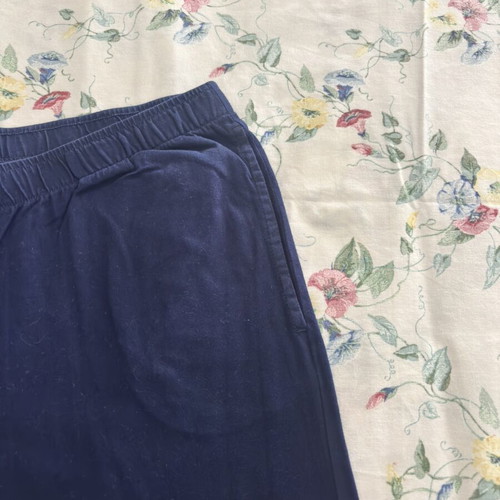 Triumph spring pajamas set like new, dark blue floral design