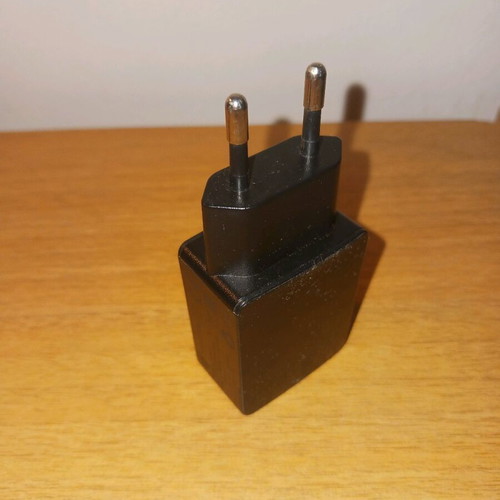 Iphone USAMS Lighting Charger like new