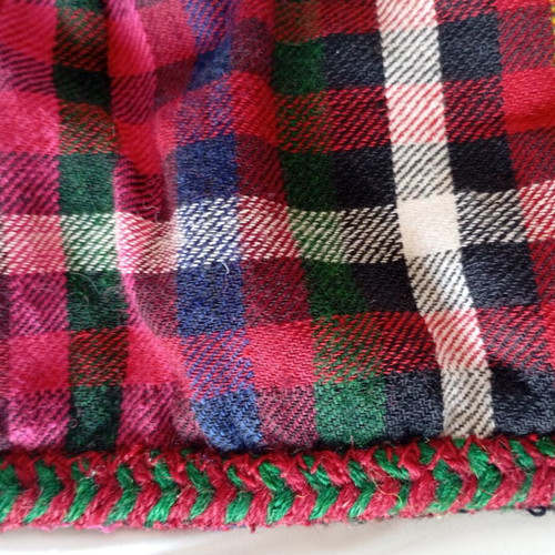 Handwoven woolen cradle used, 47x54 cm
