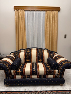 Classic 3-piece sofa set used, heavy construction, blue-gold fabric