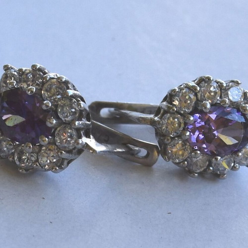 Silver earrings zircon with amethyst used