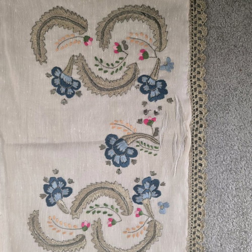 Vintage embroidered pillowcase used with golden details