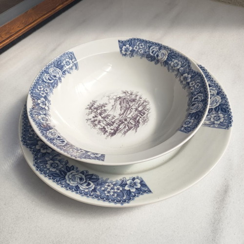 Porcelain platter and bowl set like new with blue nature design