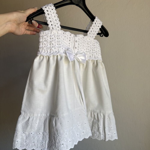 Baby dress from Vanilla Magnolia Boutique with accessories, new, 9-12 months