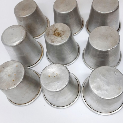 Retro aluminum baking molds used, set of 9 for creme caramel