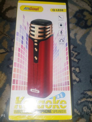Wireless karaoke microphone Q-L838 new